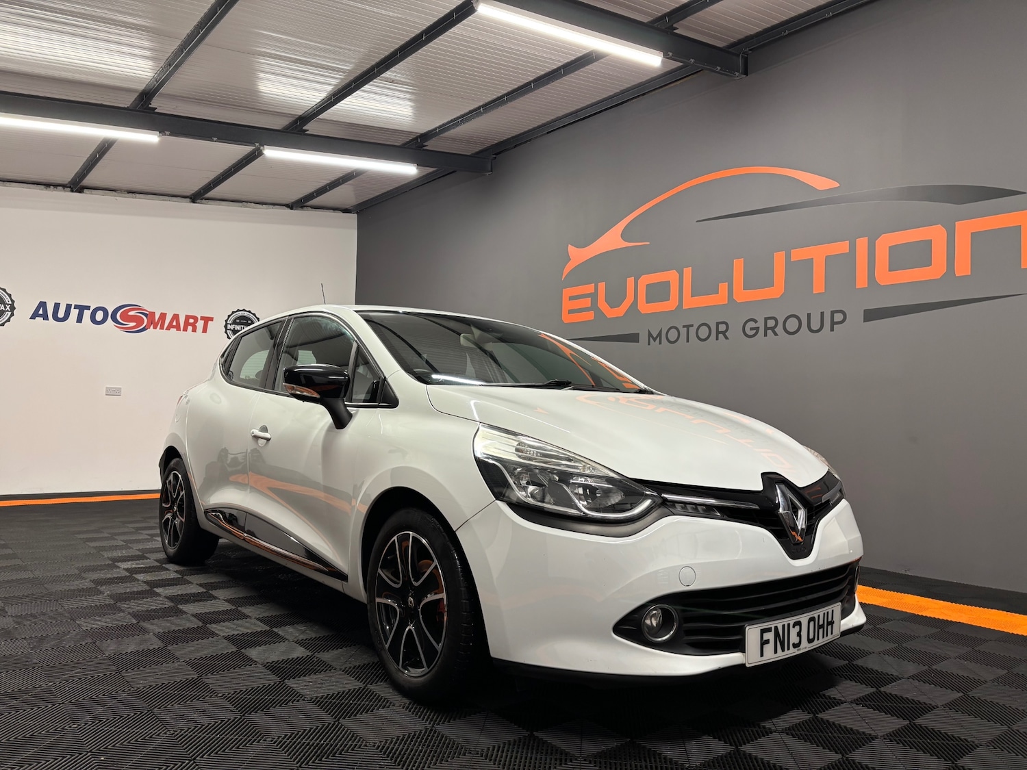 Used Renault Clio 2013 for sale - 77482306: Photo 11