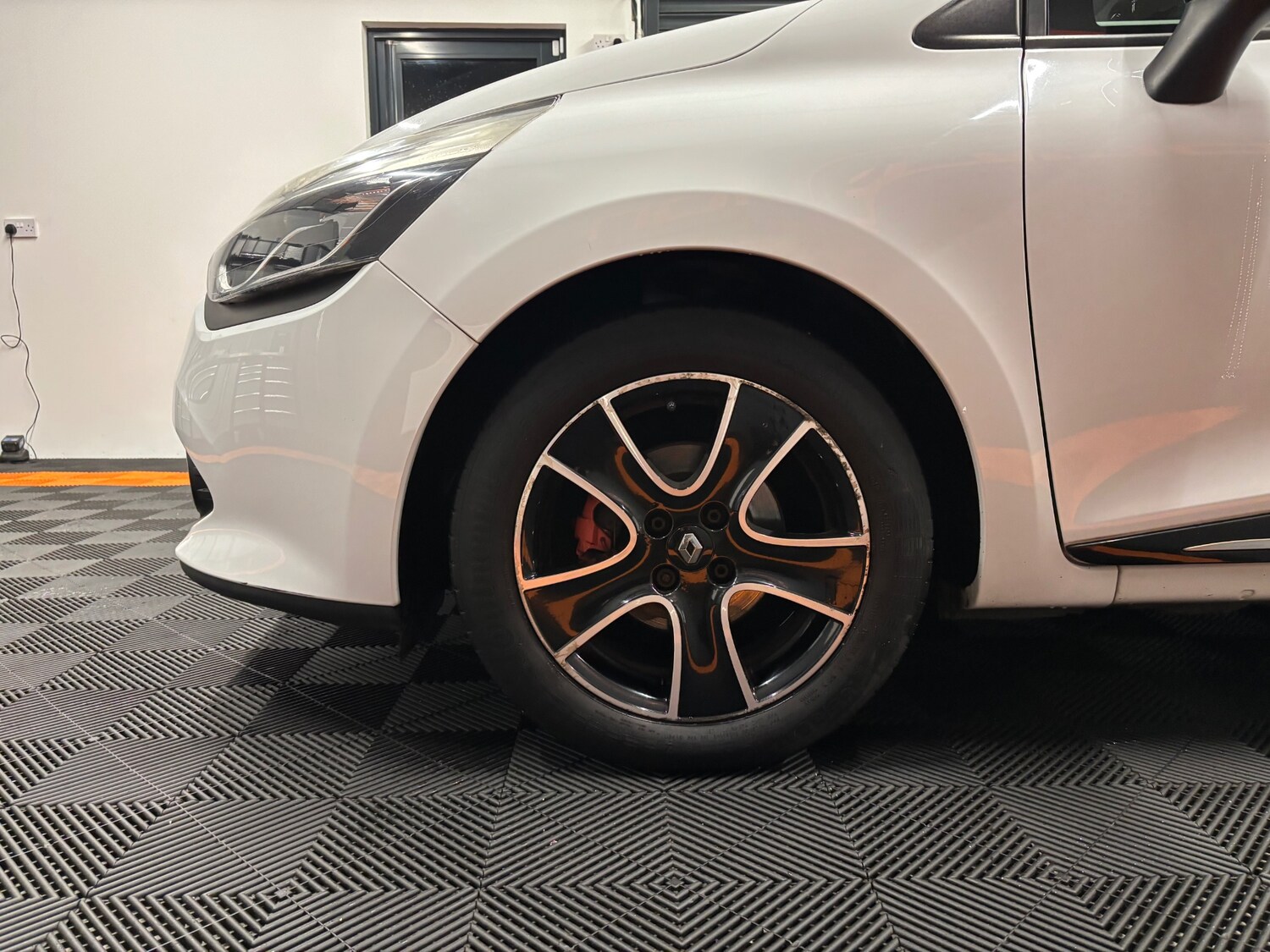 Used Renault Clio 2013 for sale - 77482306: Photo 35