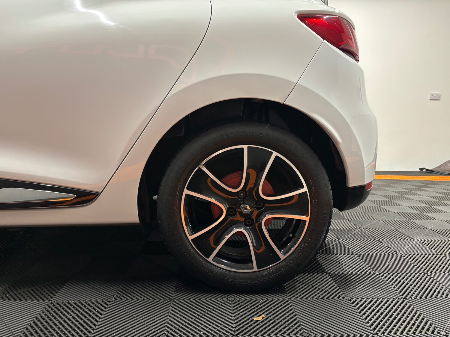 Used Renault Clio 2013 for sale - 77482306: Photo 36