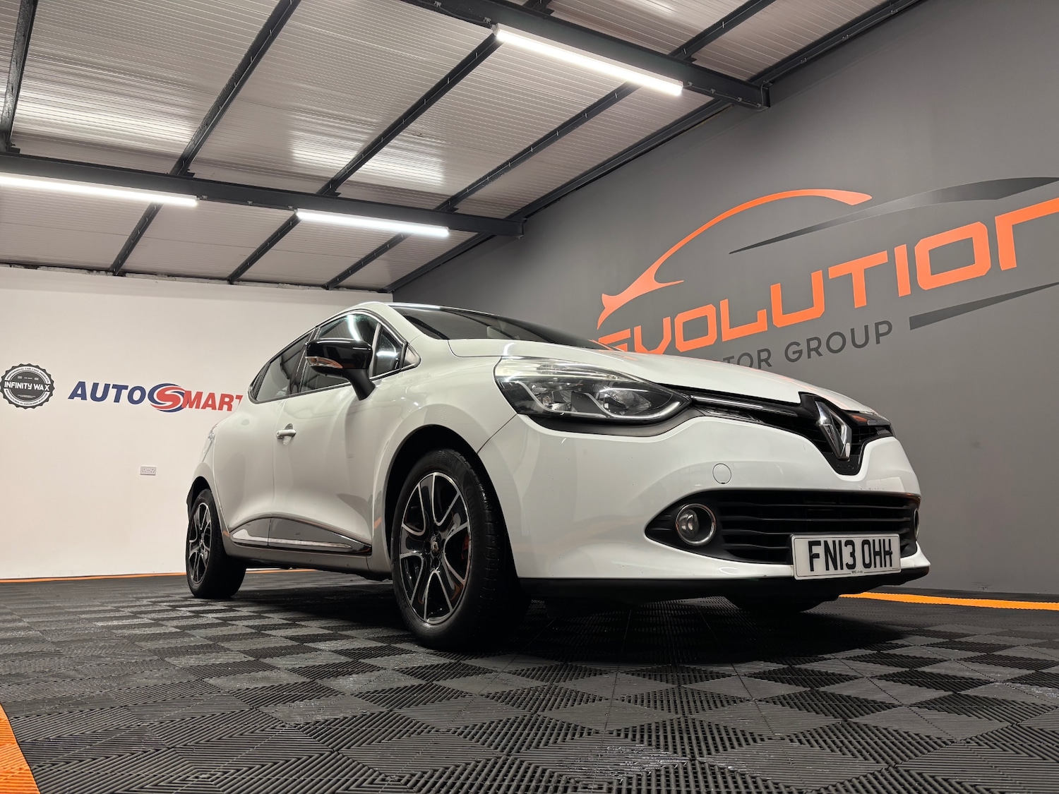 Used Renault Clio 2013 for sale - 77482306: Photo 4