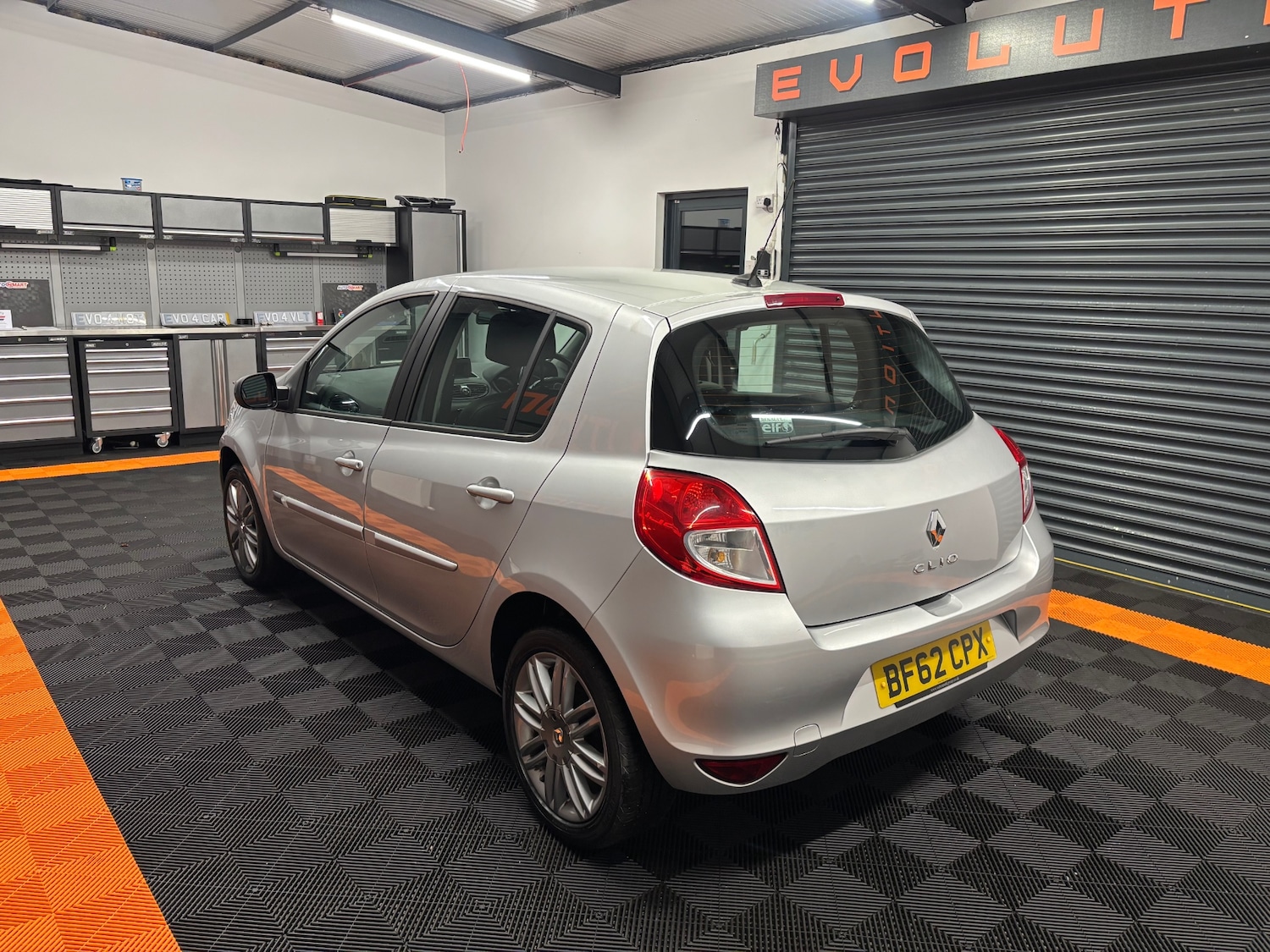 Used Renault Clio 2012 for sale - 76766392: Photo 21