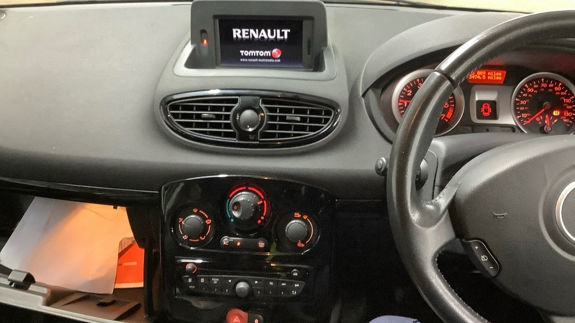 Used Renault Clio 2012 for sale - 76766392: Photo 7