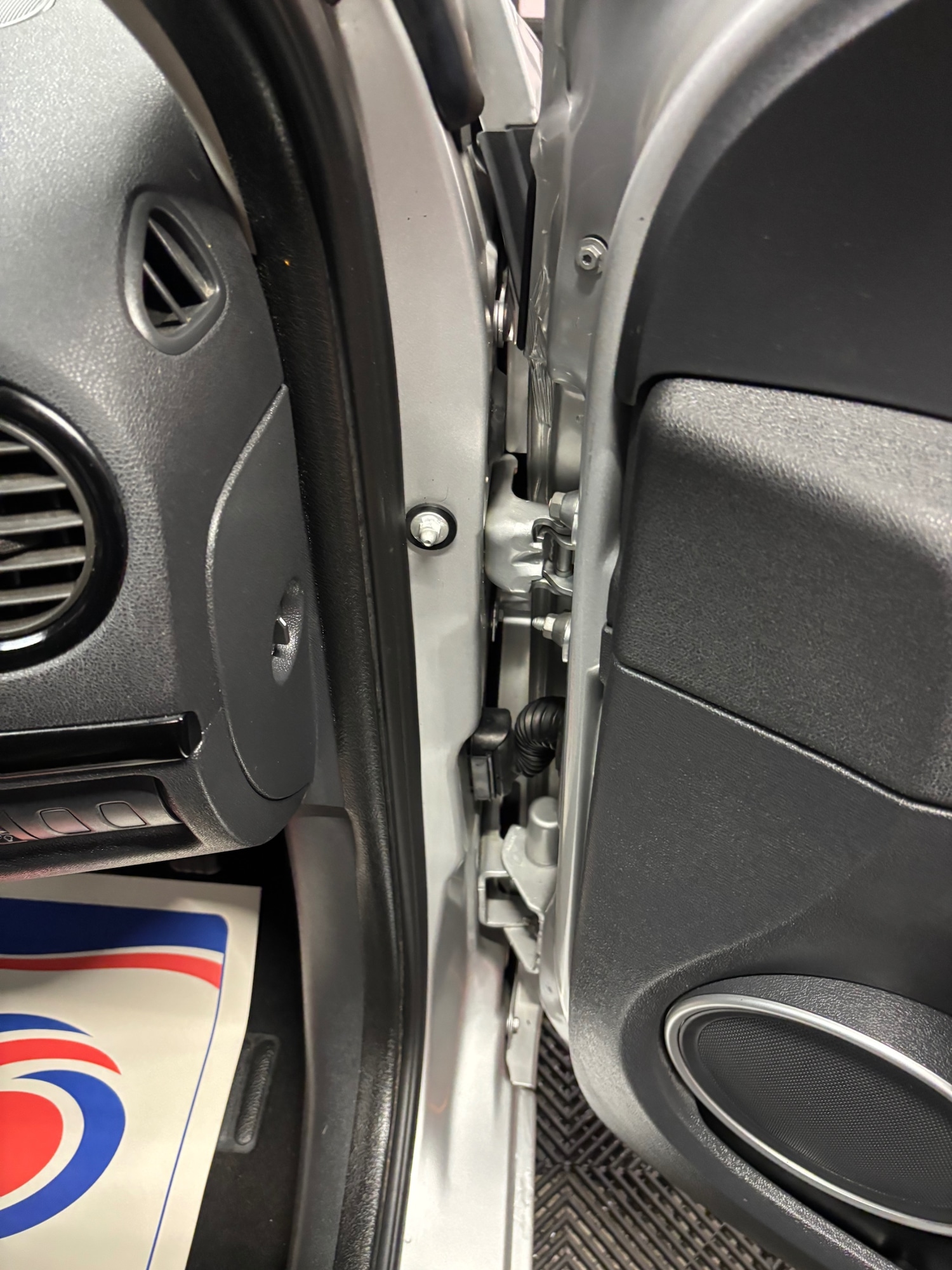 Used Renault Clio 2012 for sale - 76766392: Photo 71