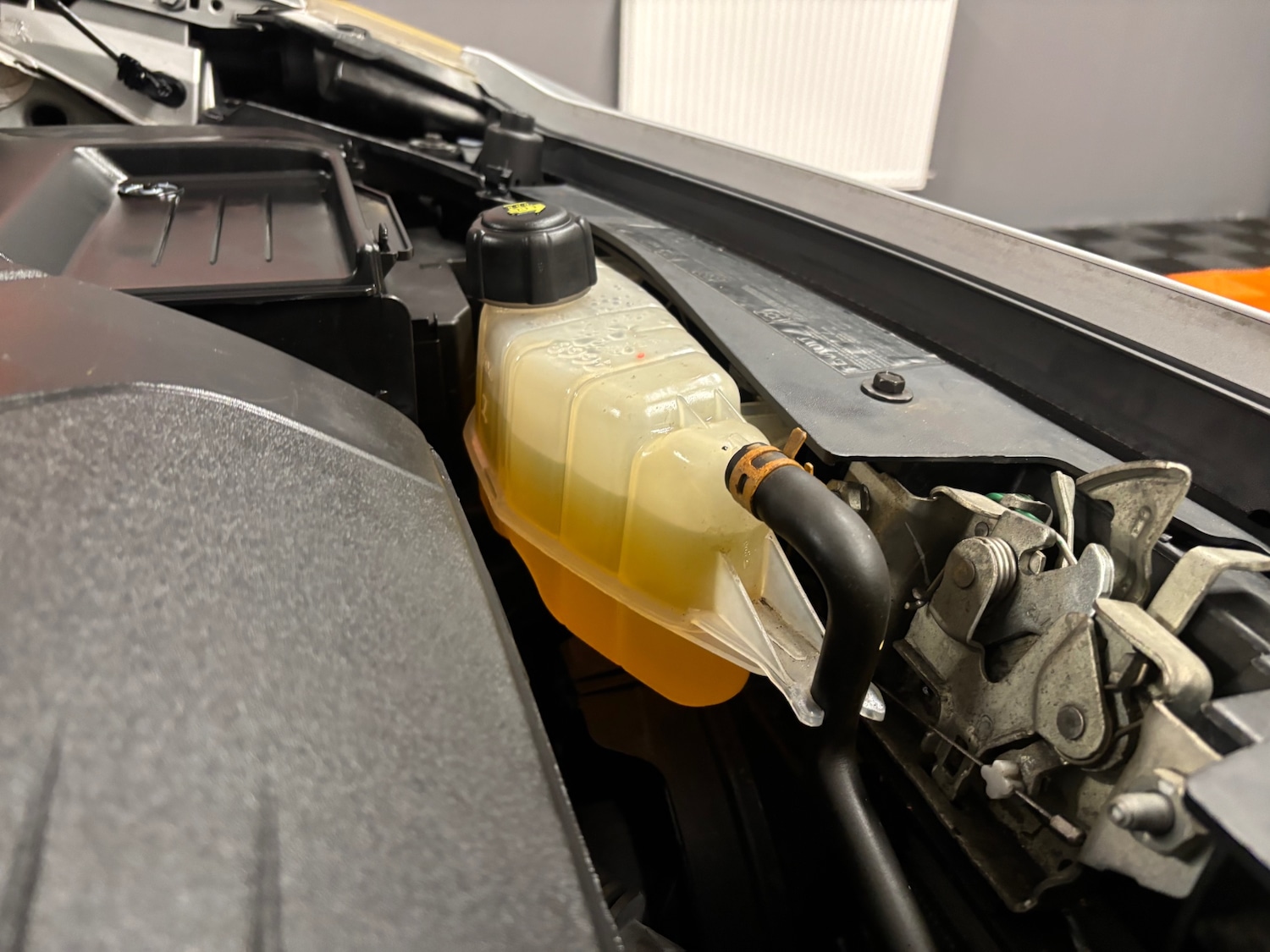 Used Renault Clio 2012 for sale - 76766392: Photo 77