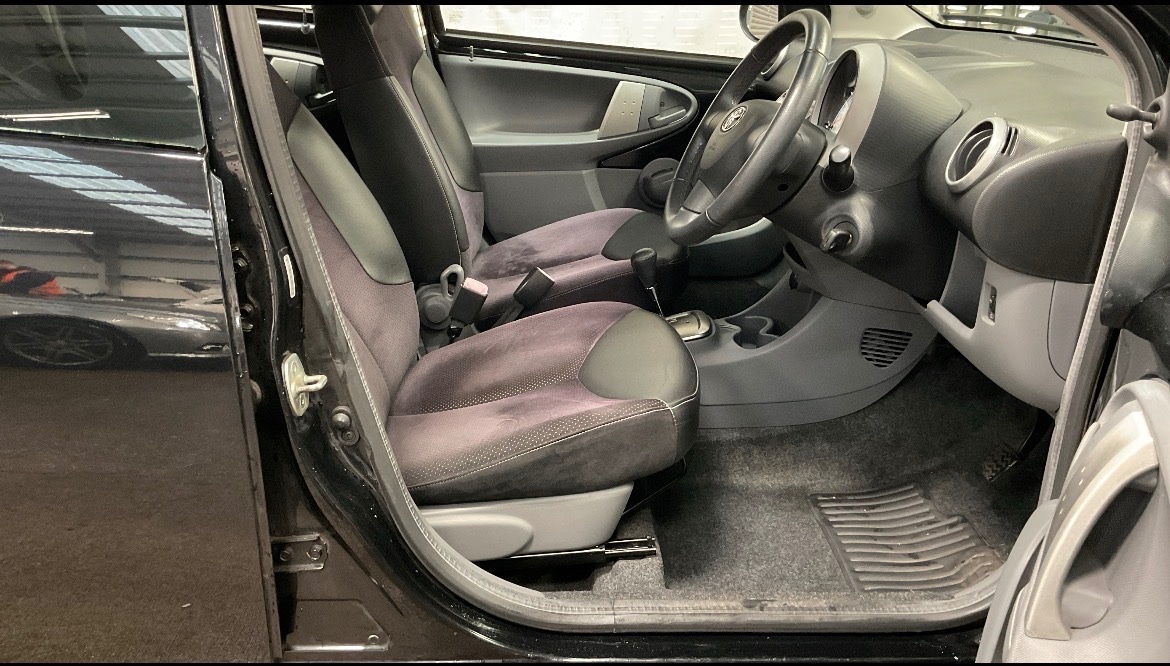 Used Toyota AYGO 2009 for sale - 77170417: Photo 8