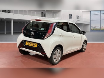 Used Toyota AYGO 2018 for sale - 76097487: Photo