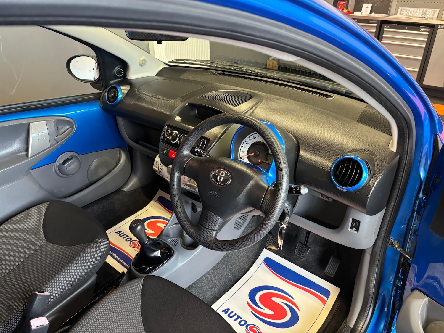 Used Toyota AYGO 2009 for sale - 76000490: Photo 26