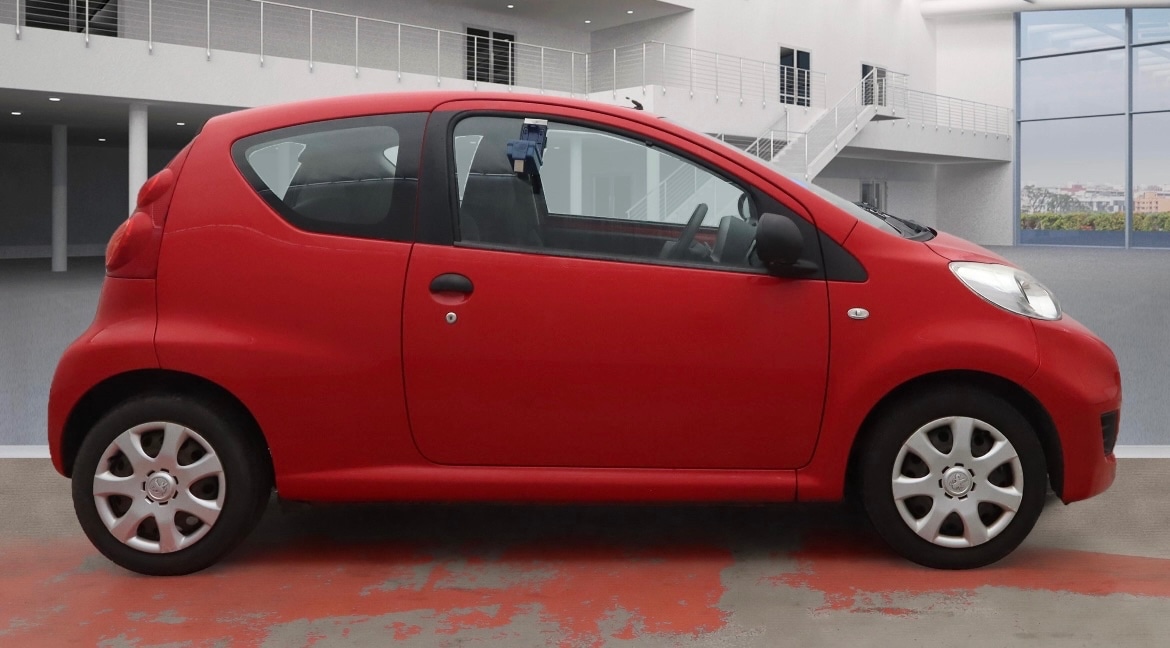 Used Peugeot 107 2010 for sale - 76187378: Photo 6