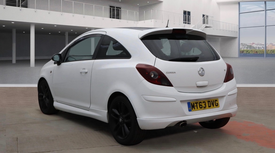 Used Vauxhall Corsa 2013 for sale - 77823509: Photo 2