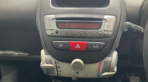 Used Toyota AYGO 2007 for sale - 76187354: Photo 10
