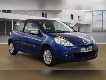 Used Renault Clio 2010 for sale - 76097670: Photo