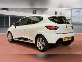 Used Renault Clio 2015 for sale - 76379453: Photo