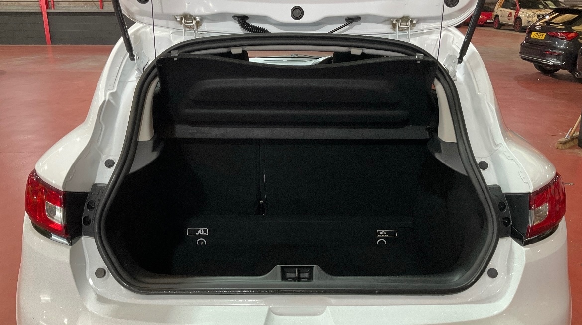 Used Renault Clio 2015 for sale - 76379453: Photo 7