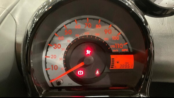 Used Citroen C1 2010 for sale - 76097982: Photo 8