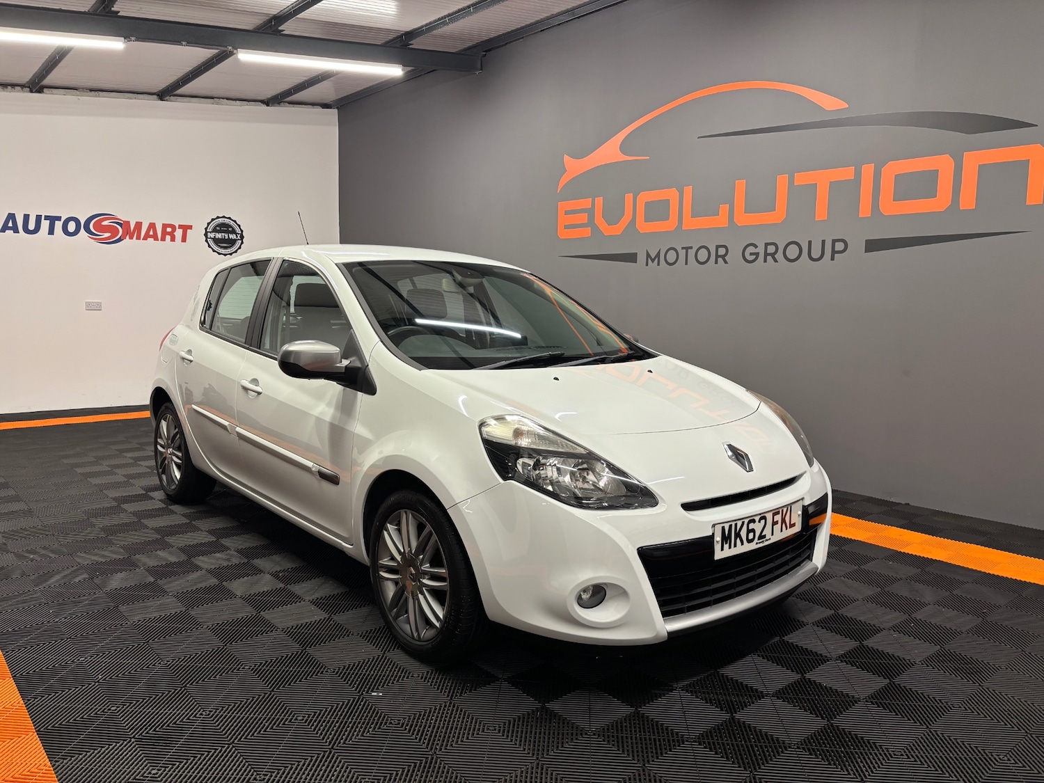 Used Renault Clio 2012 for sale - 76765010: Photo 14