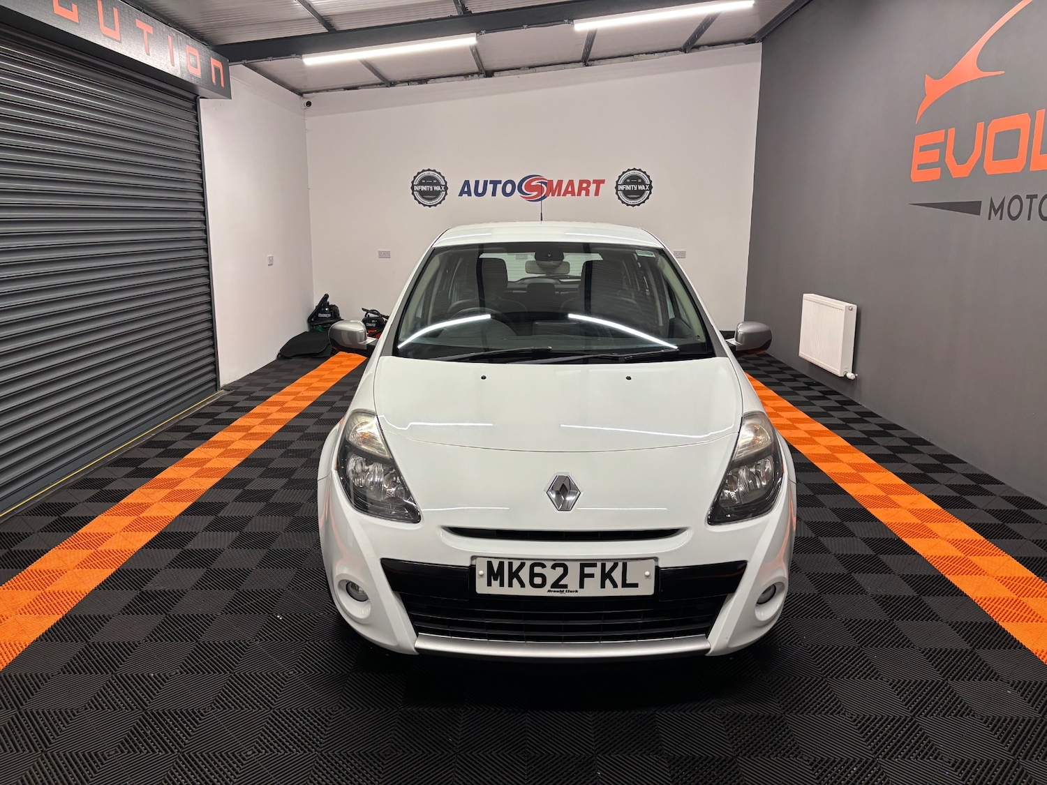 Used Renault Clio 2012 for sale - 76765010: Photo 15