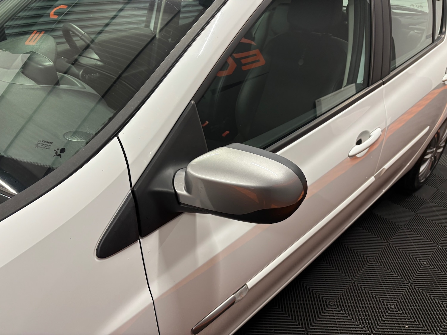 Used Renault Clio 2012 for sale - 76765010: Photo 22