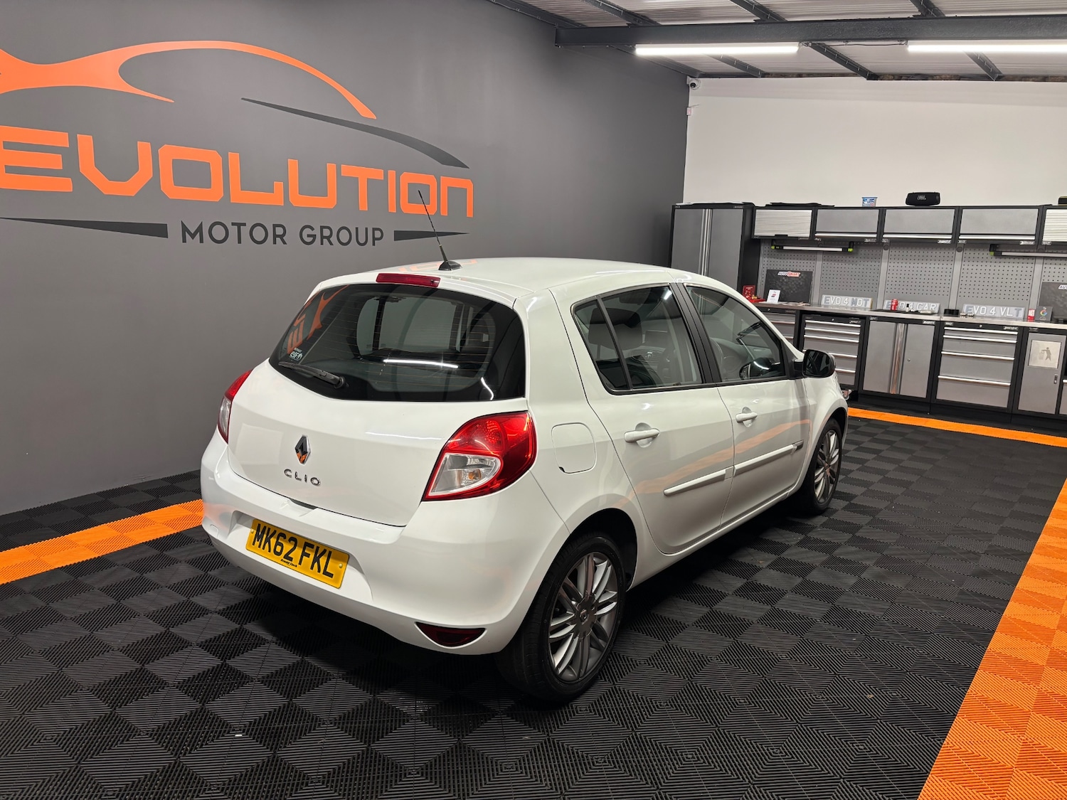 Used Renault Clio 2012 for sale - 76765010: Photo 28