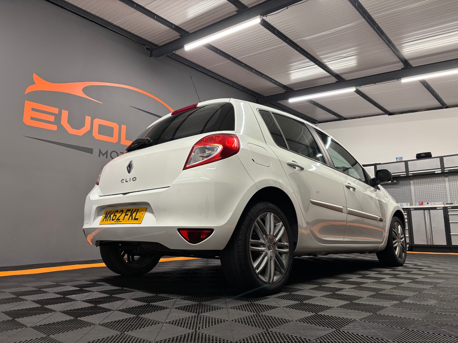 Used Renault Clio 2012 for sale - 76765010: Photo 29