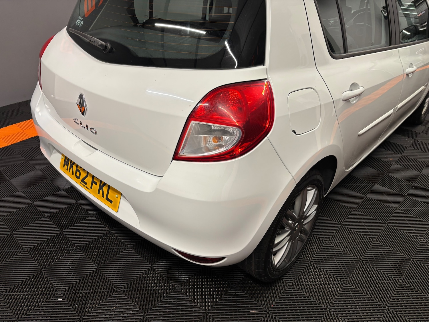 Used Renault Clio 2012 for sale - 76765010: Photo 31