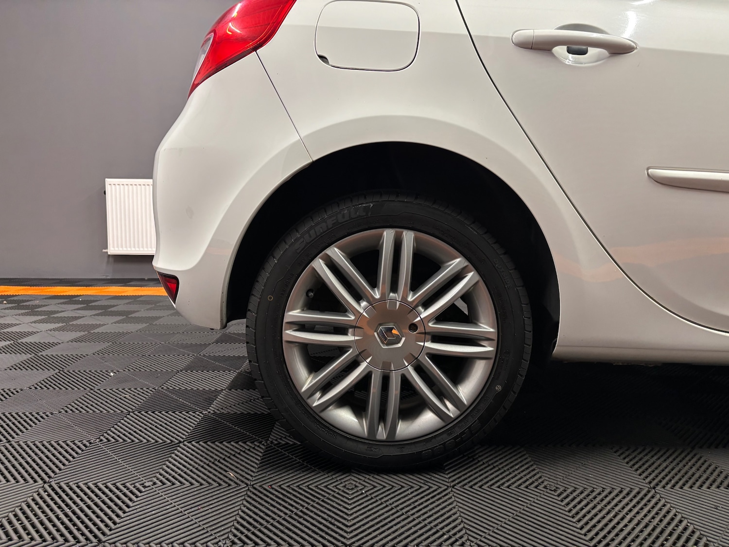 Used Renault Clio 2012 for sale - 76765010: Photo 36