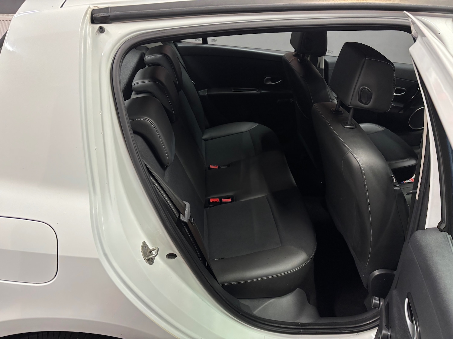 Used Renault Clio 2012 for sale - 76765010: Photo 60