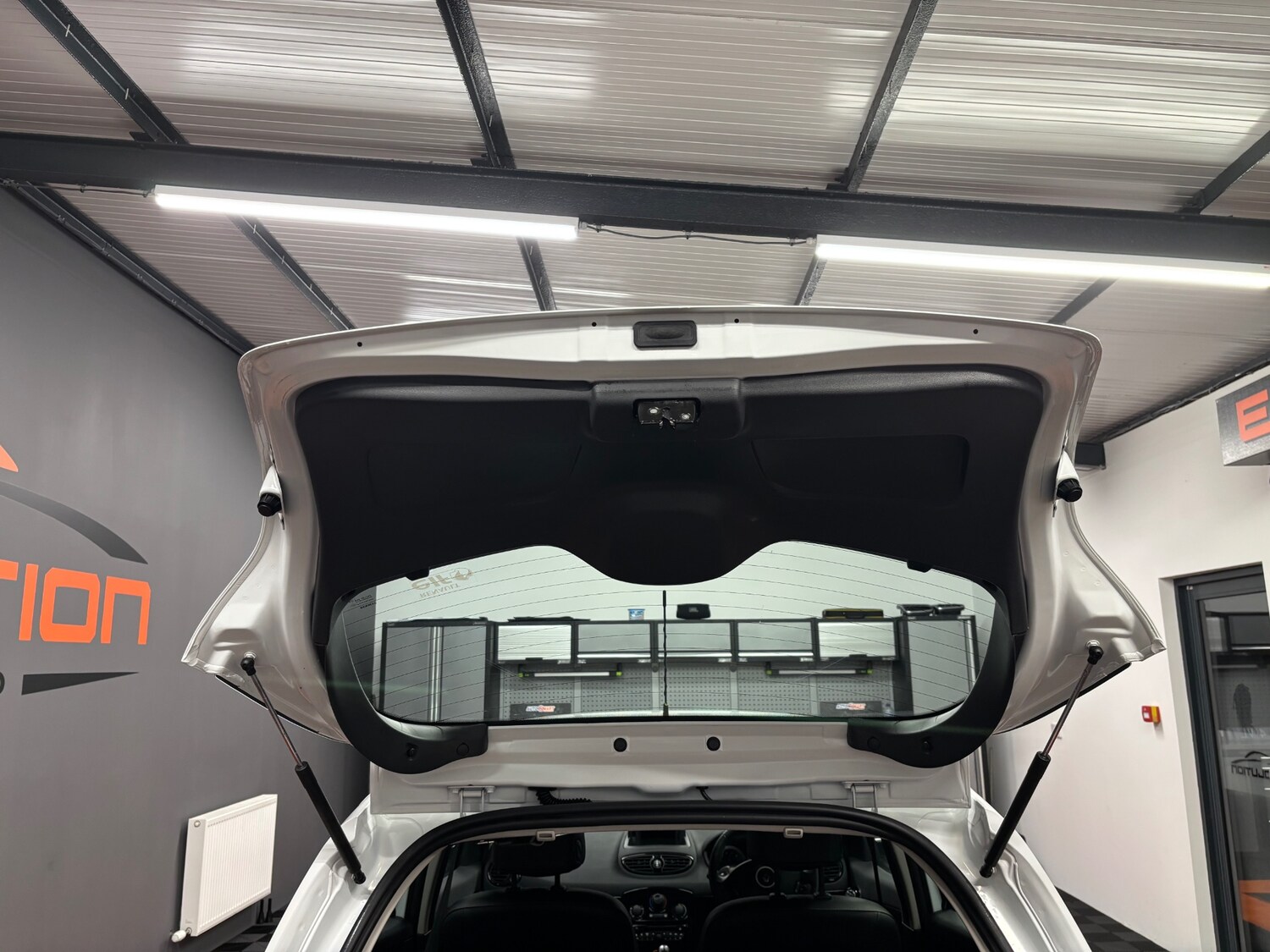 Used Renault Clio 2012 for sale - 76765010: Photo 76