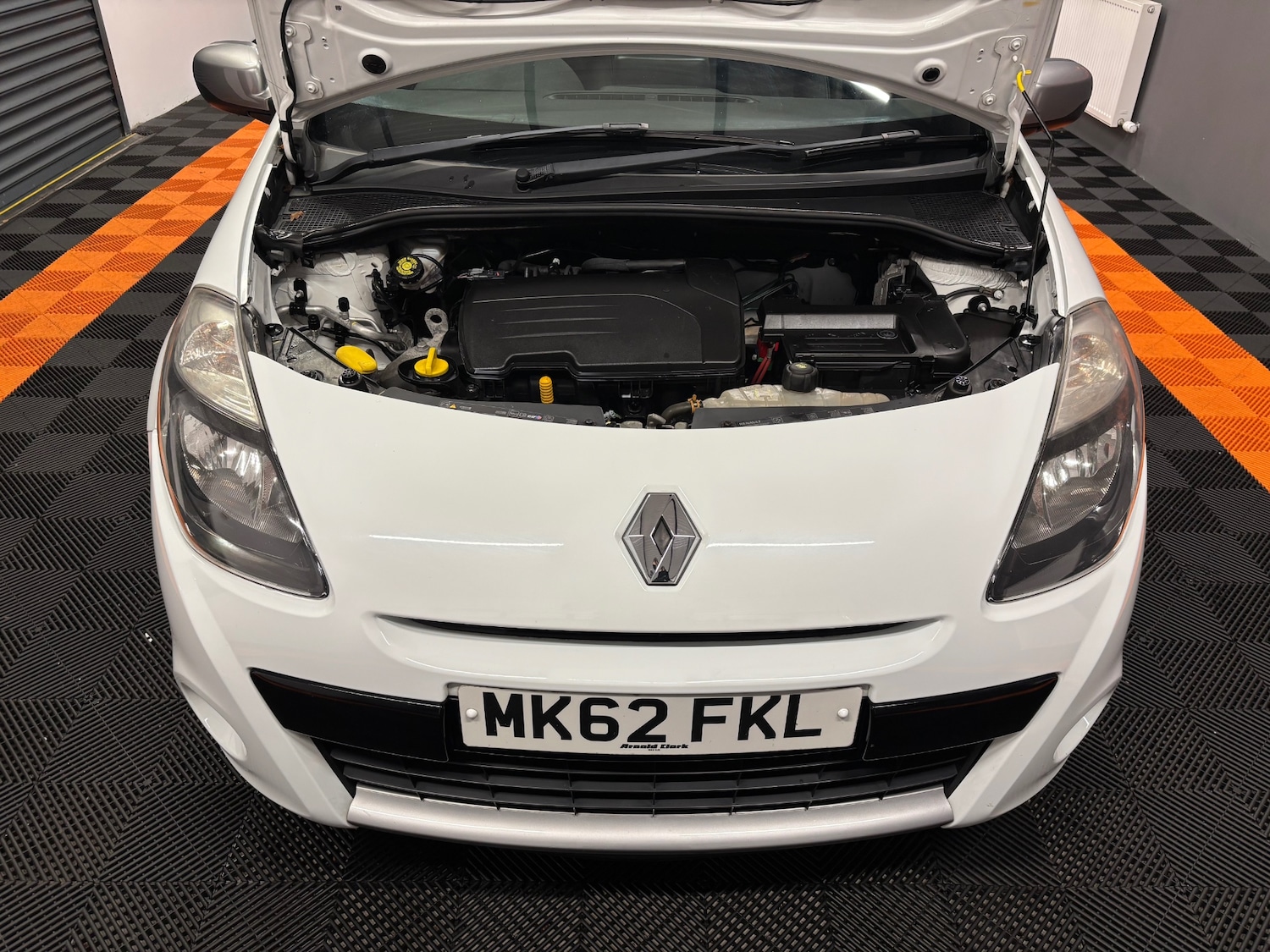 Used Renault Clio 2012 for sale - 76765010: Photo 81