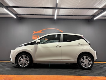Used Toyota AYGO 2015 for sale - 76000482: Photo 2