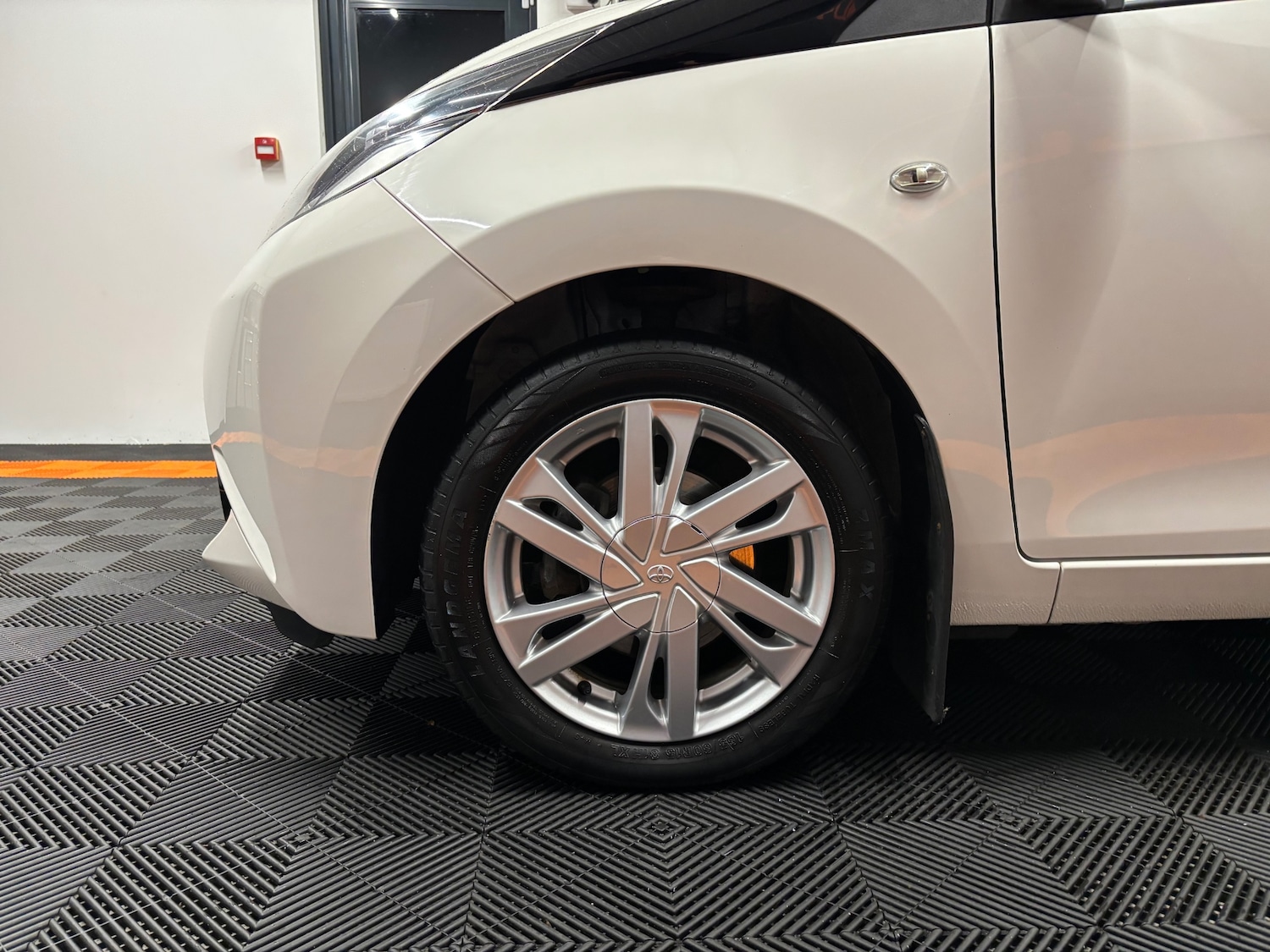 Used Toyota AYGO 2015 for sale - 76000482: Photo 32
