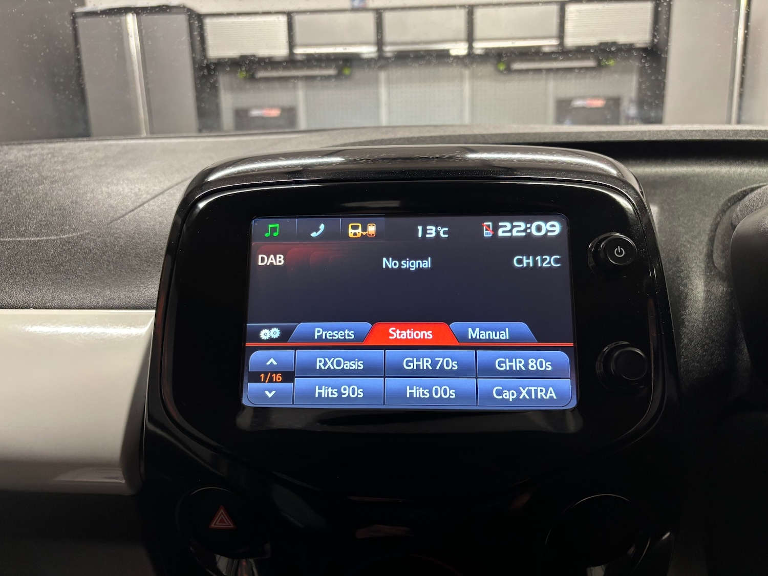 Used Toyota AYGO 2015 for sale - 76000482: Photo 48