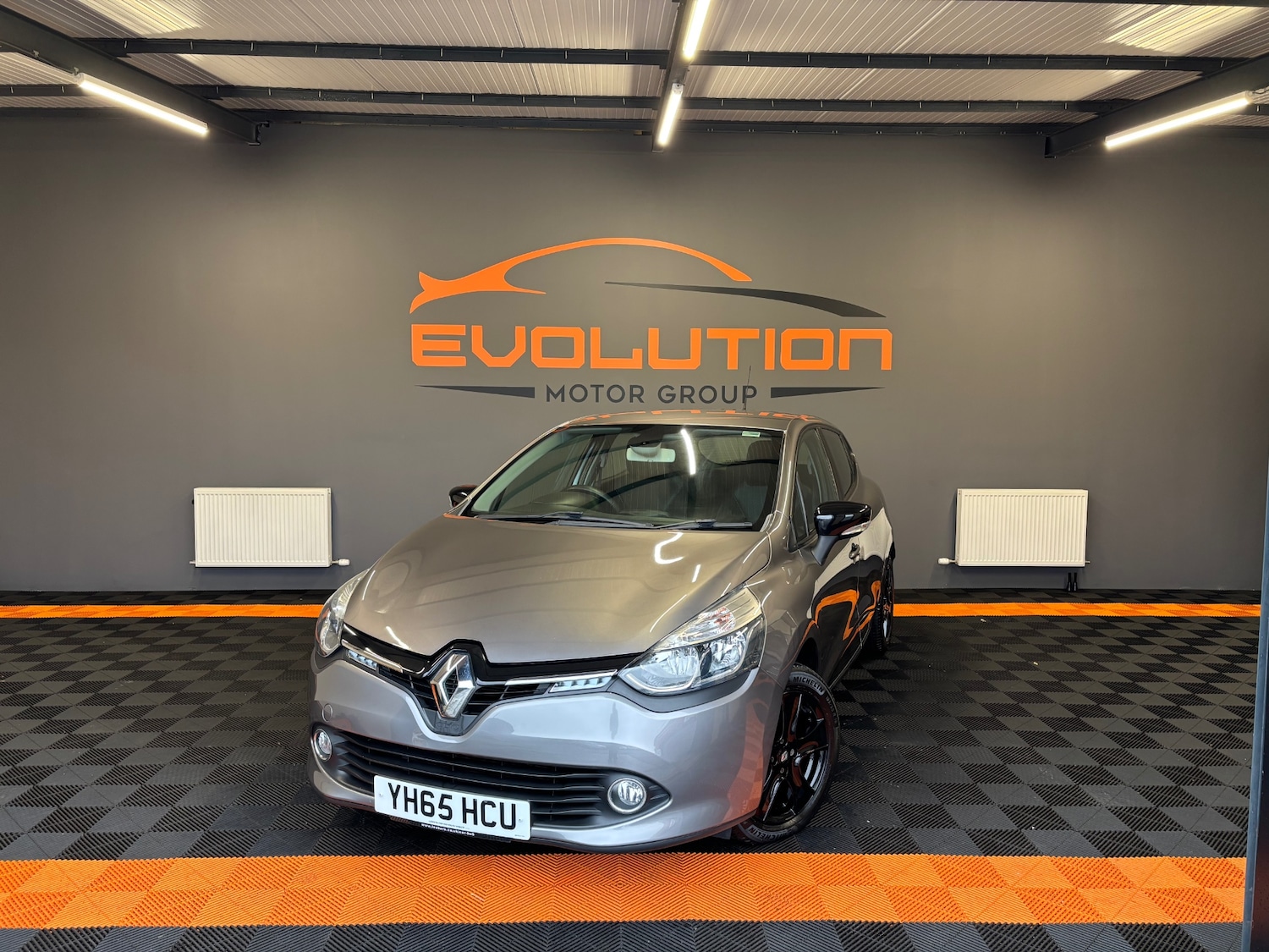 Used Renault Clio 2015 for sale - 77326517: Photo 1