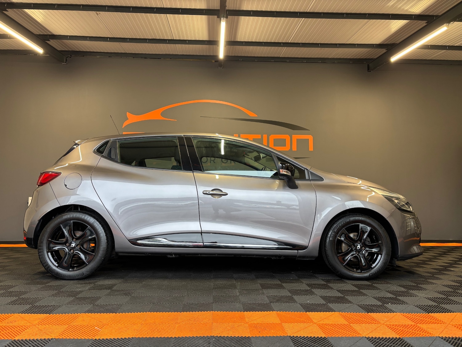 Used Renault Clio 2015 for sale - 77326517: Photo 10