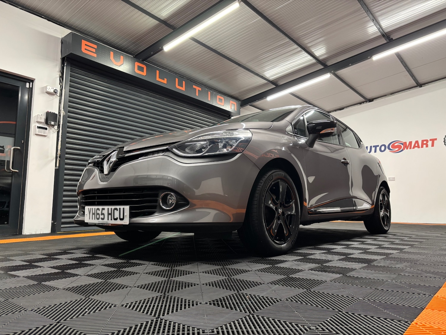 Used Renault Clio 2015 for sale - 77326517: Photo 21