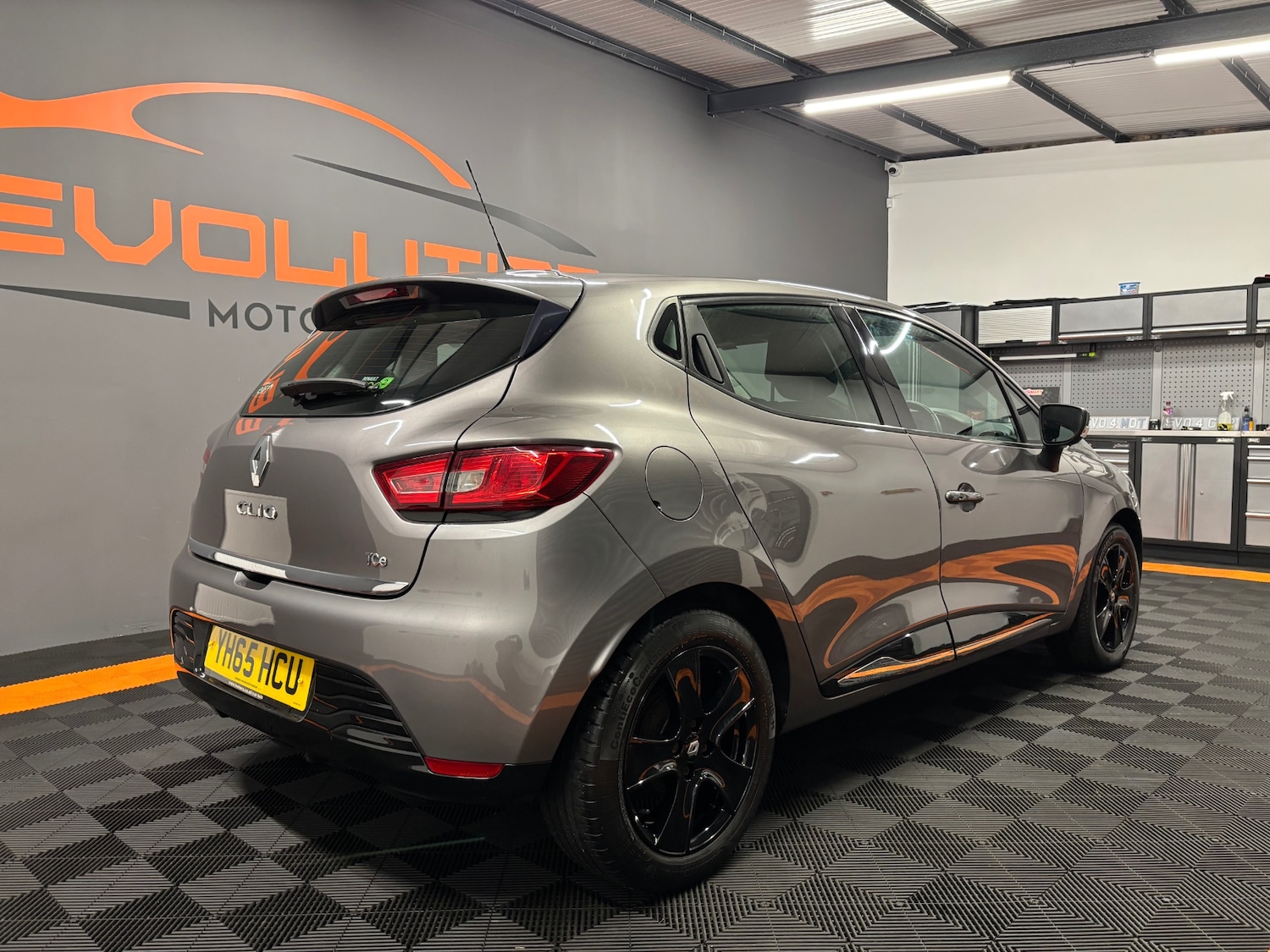 Used Renault Clio 2015 for sale - 77326517: Photo 40