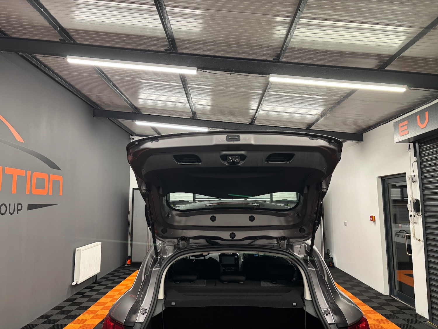 Used Renault Clio 2015 for sale - 77326517: Photo 42