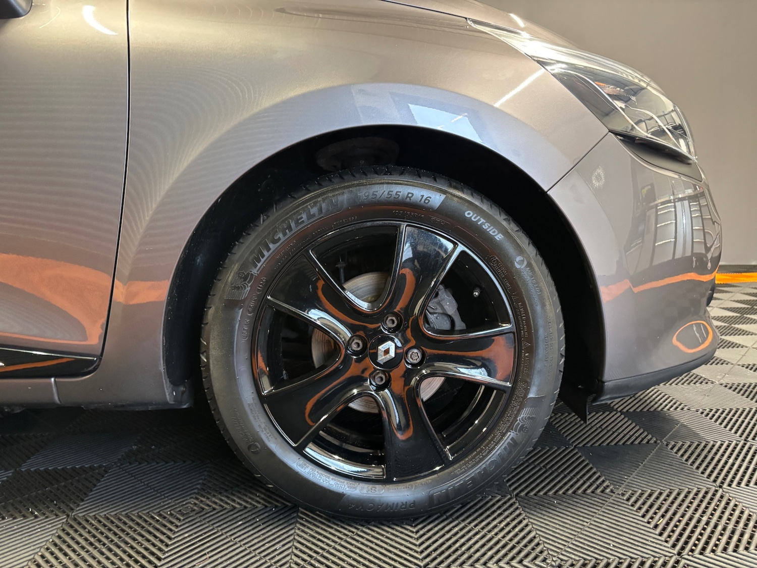 Used Renault Clio 2015 for sale - 77326517: Photo 74