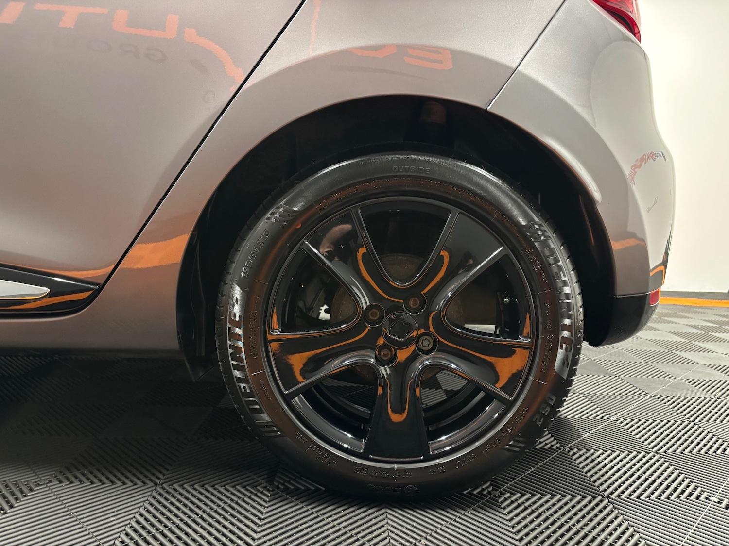 Used Renault Clio 2015 for sale - 77326517: Photo 76