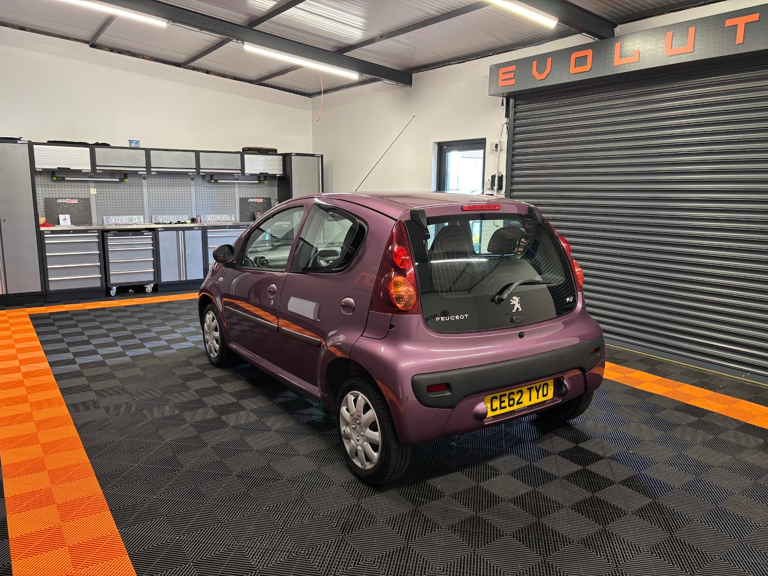 Vehicle 19