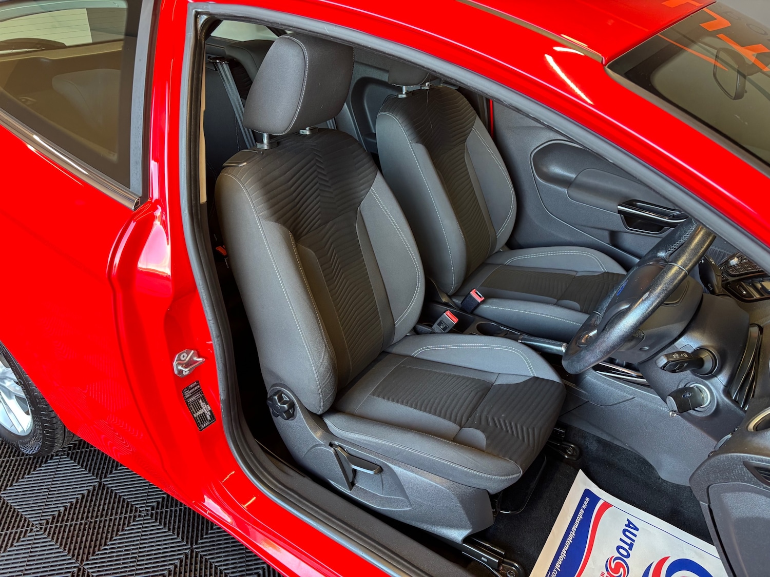 Used Ford Fiesta 2015 for sale - 75947226: Photo 42