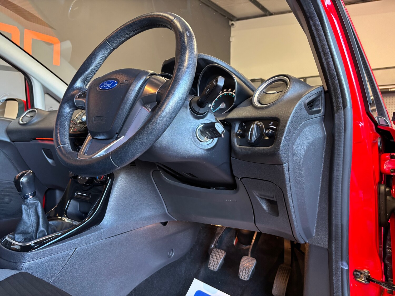 Used Ford Fiesta 2015 for sale - 75947226: Photo 43