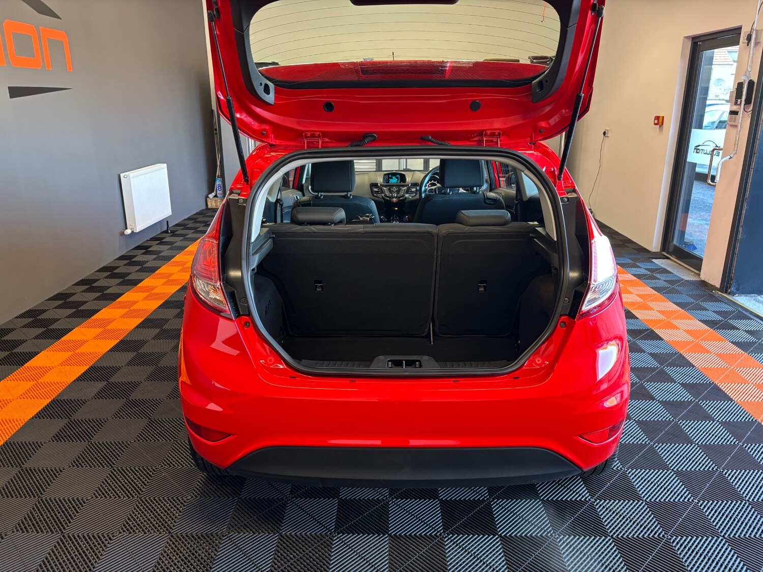 Used Ford Fiesta 2015 for sale - 75947226: Photo 77