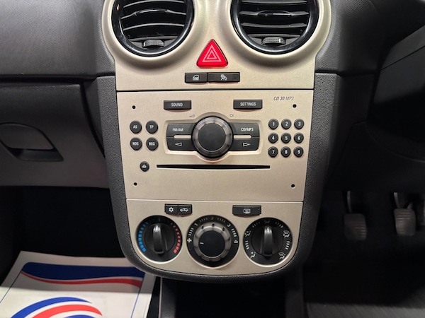 Used Vauxhall Corsa 2010 for sale - 75477085: Photo 26