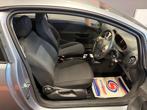 Used Vauxhall Corsa 2010 for sale - 75477085: Photo 36