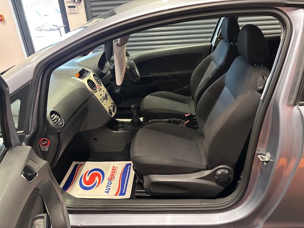 Used Vauxhall Corsa 2010 for sale - 75477085: Photo 40