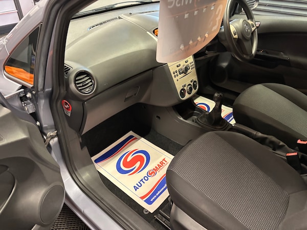 Used Vauxhall Corsa 2010 for sale - 75477085: Photo 41