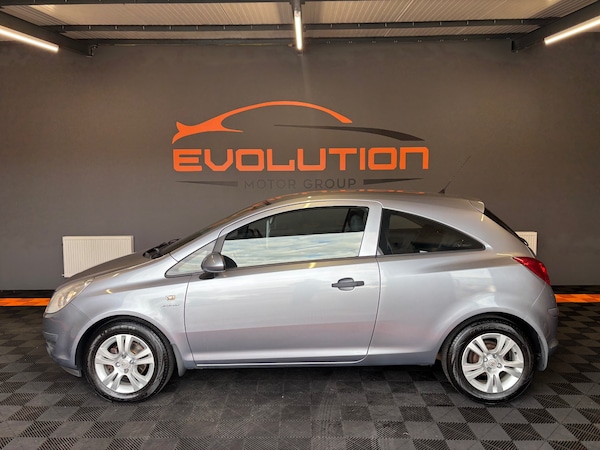 Used Vauxhall Corsa 2010 for sale - 75477085: Photo 8