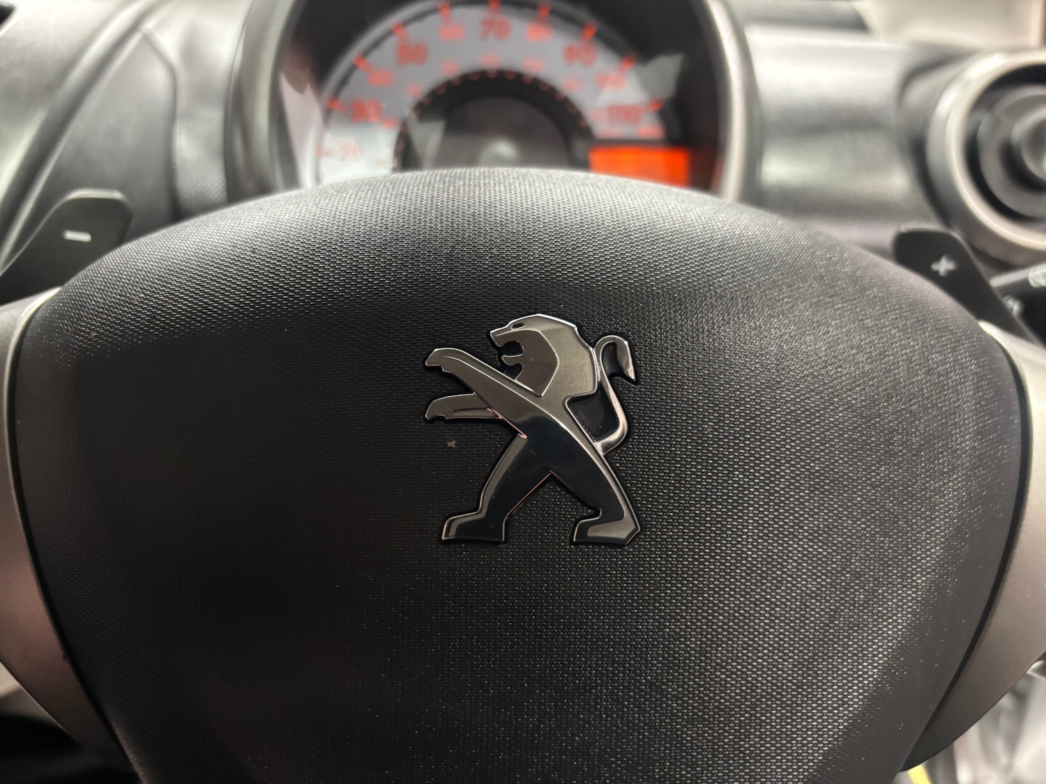 Used Peugeot 107 2013 for sale - 76198644: Photo 43