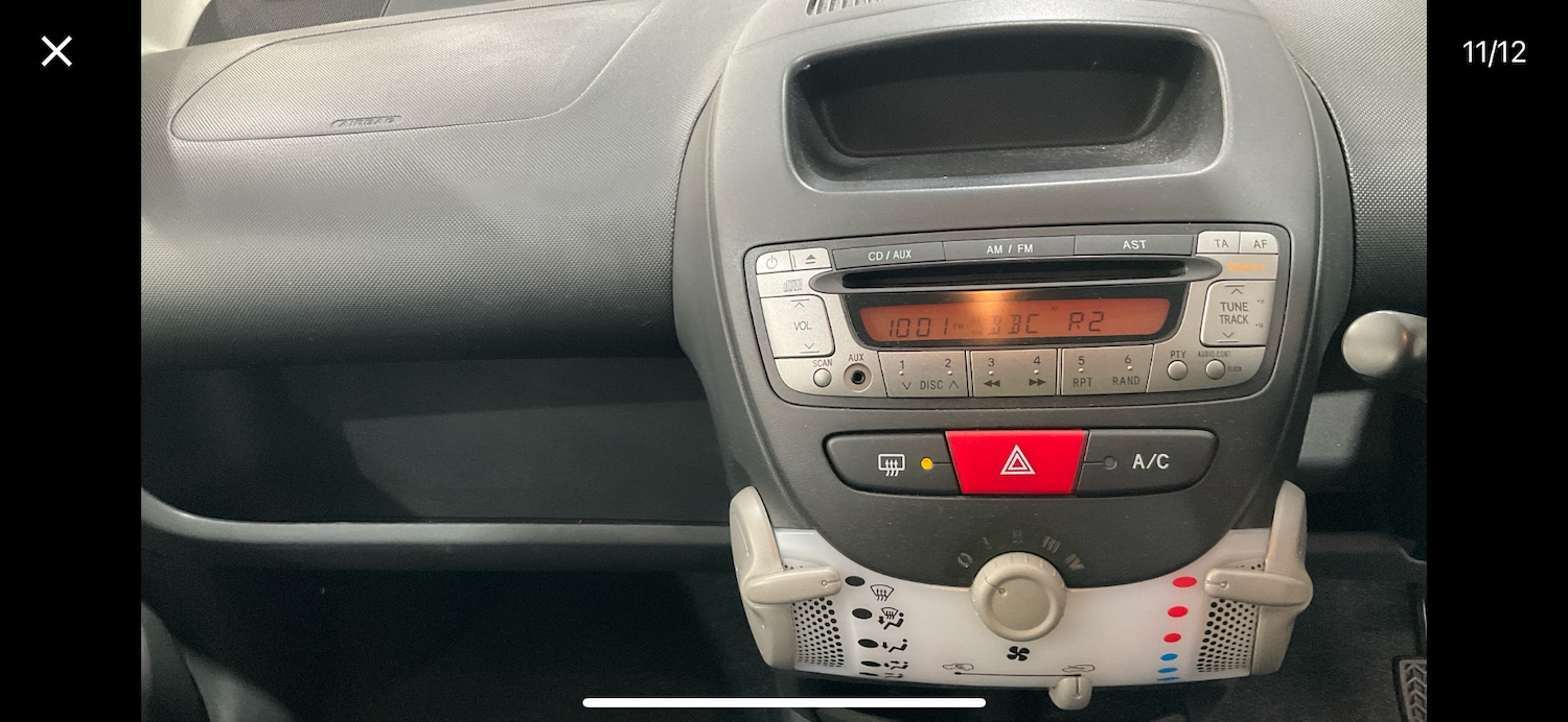 Used Peugeot 107 2013 for sale - 76198644: Photo 9