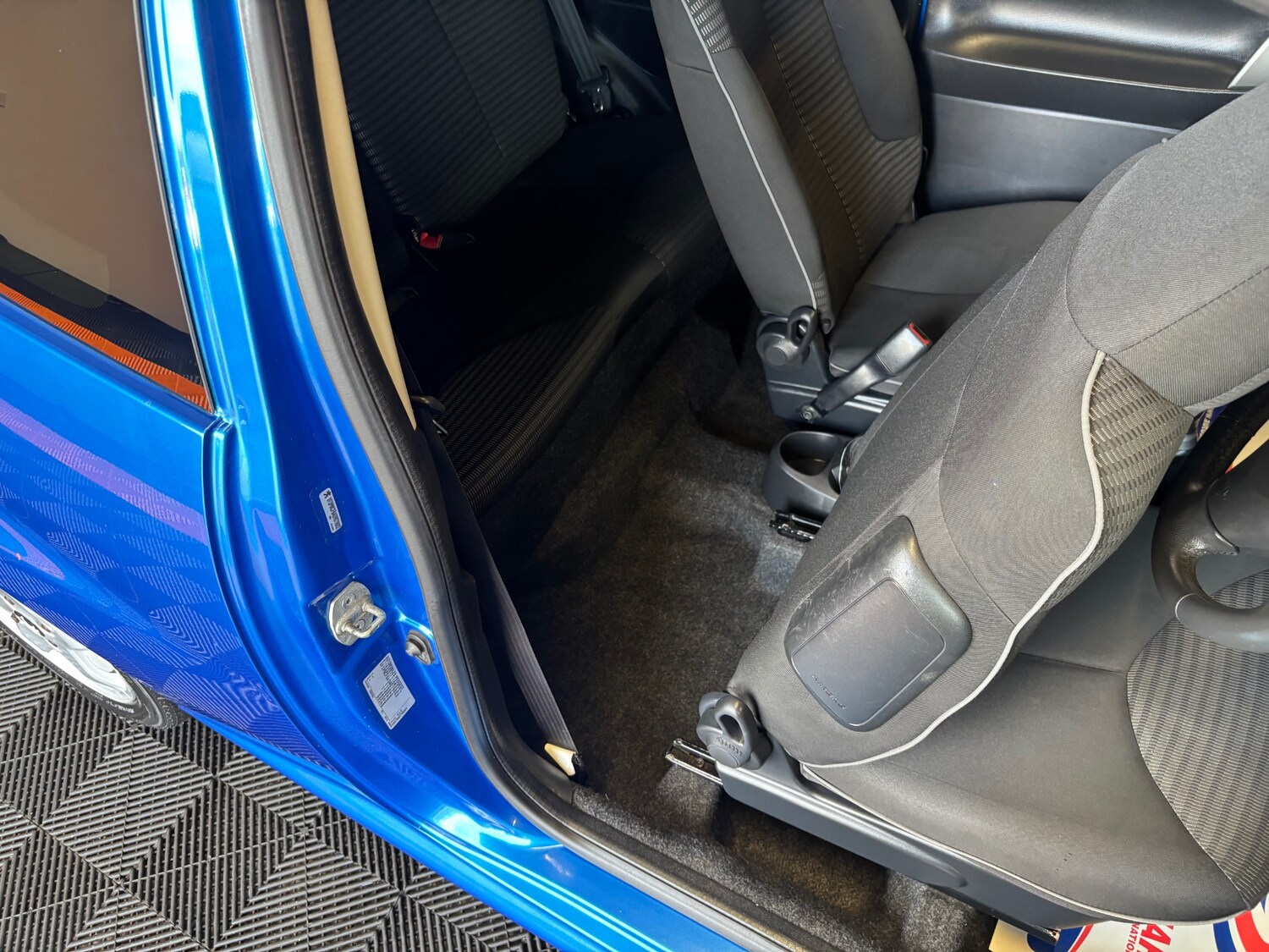 Used Peugeot 107 2013 for sale - 76095237: Photo 40